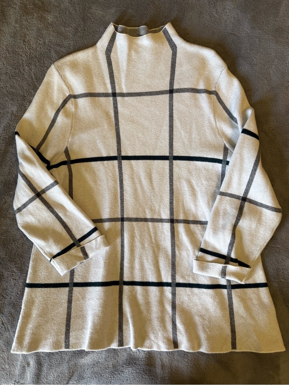 Tahari Ivory Windowpane Plaid Mock Neck Sweater